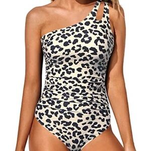 NWOT Leopard Print One-Shoulder Swimsuit